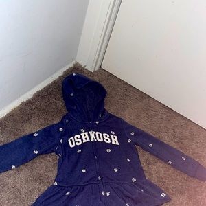 ✅OshKosh 5T hoodie